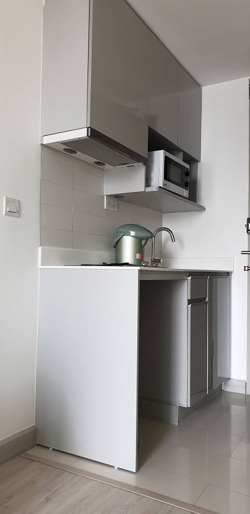 (ไอดีโอ โมบิ สาทร) ครัว.jpg