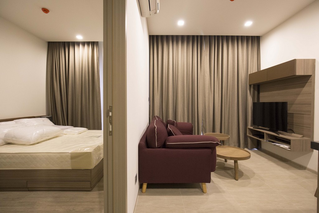 Mori Haus โซฟา ทีวี ห้องนอน.jpg