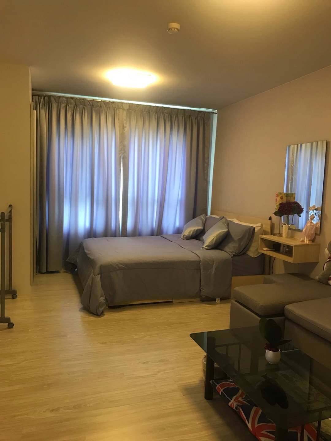 (แอสปาย สาทร-ตากสิน บริคโซน) ห้องนอน.jpg